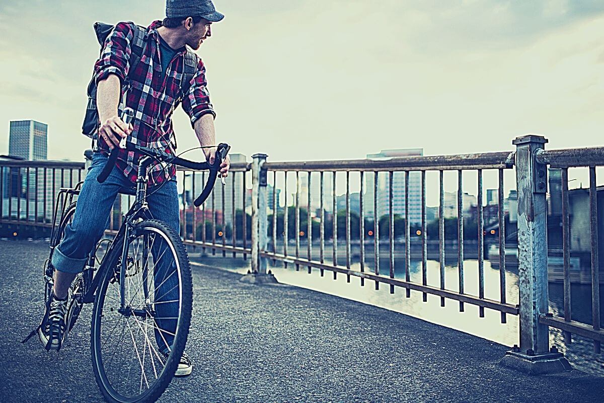 Are Road Bikes Good For Commuting?