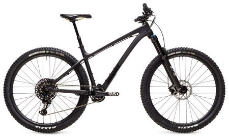 Diamondback Sync'R Carbon 29 in Black color