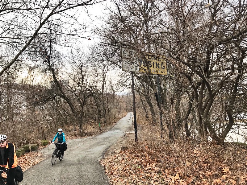 Cyclists at the Three Rivers Heritage Trail, South Sid - Flickr Image