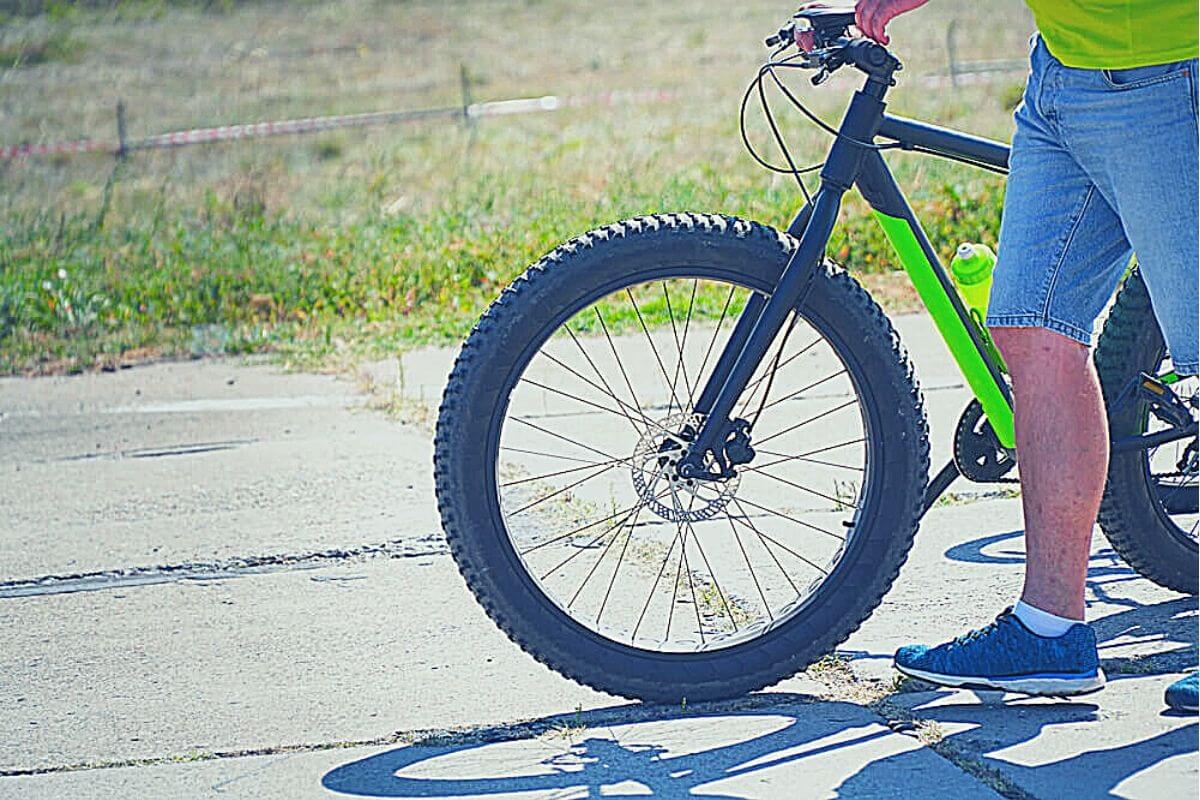 Best Bikes For Big Guys And Heavy People
