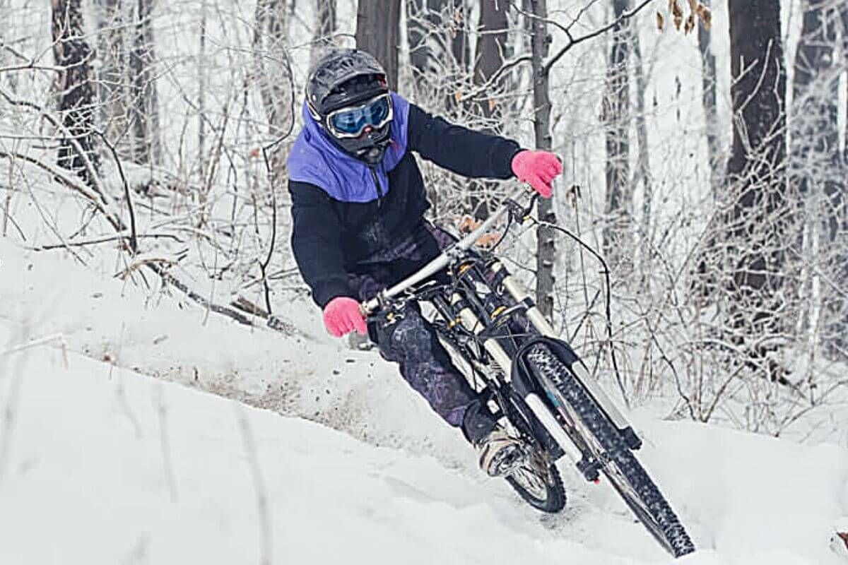 The Case For Commuter Full-Face Bike Helmets