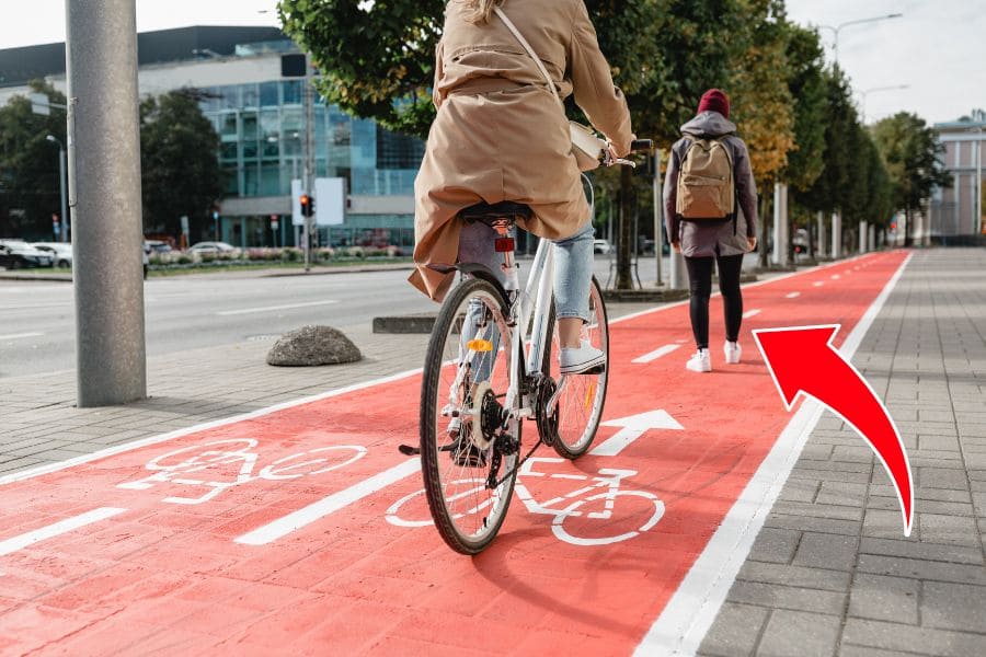 Things Pedestrians do that Really Annoy Cyclists
