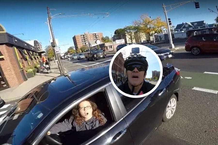Cyclist Has Green Light: Driver Turns Into Him